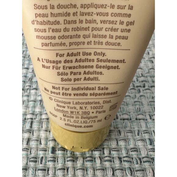 CLINIQUE AROMATICS ELIXIR BODY WASH 75 ML/2.5 FL.OZ. - Picture 3 of 4